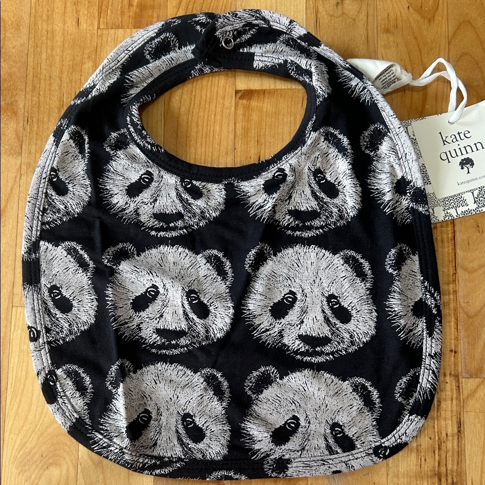 Kate Quinn panda face bib